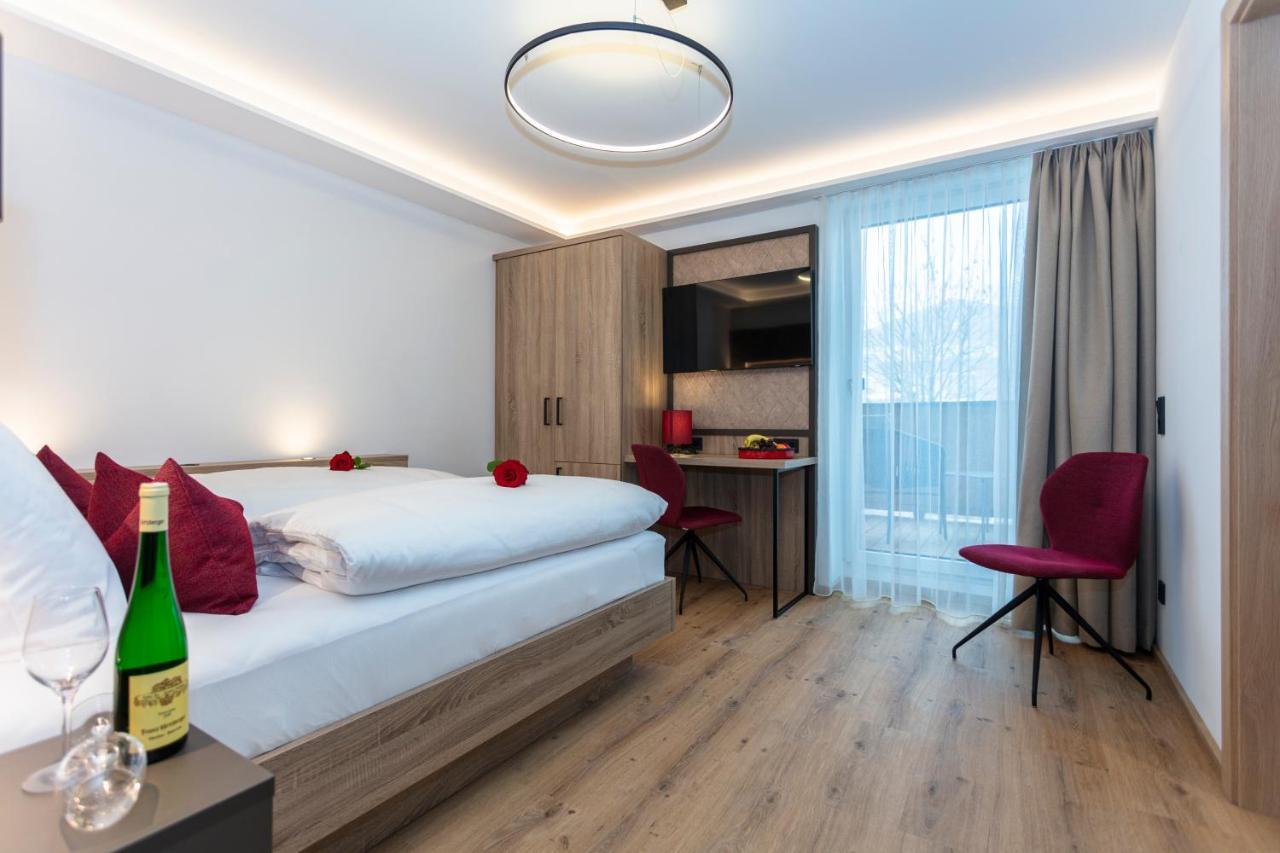 Klawunn Hotel & Apartement Kaprun Buitenkant foto