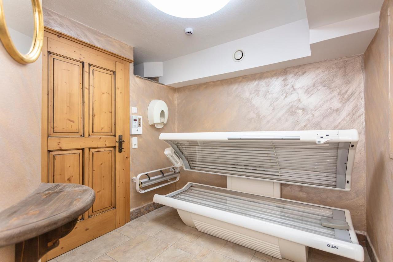 Klawunn Hotel & Apartement Kaprun Buitenkant foto
