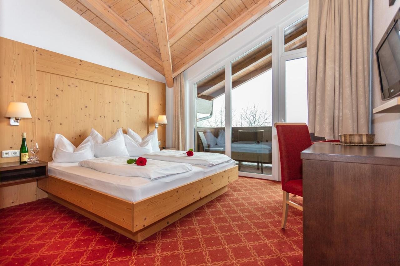 Klawunn Hotel & Apartement Kaprun Buitenkant foto